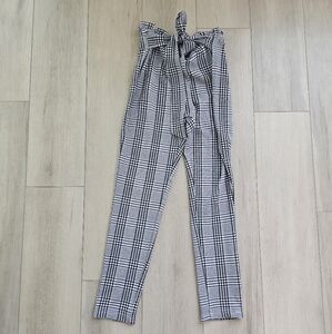 Leg pants